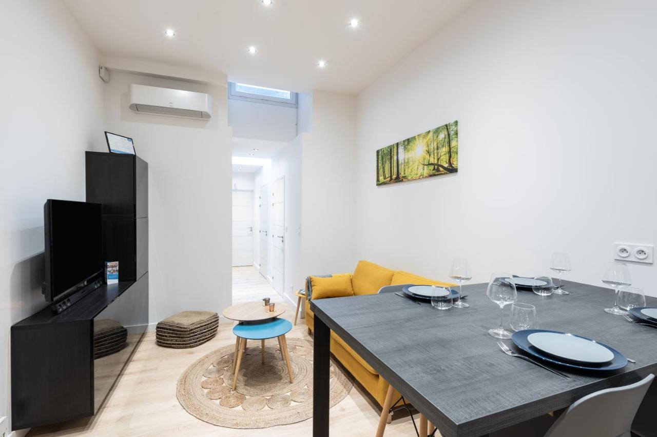 Appartement Le Notre Dame - Petit Cocon Dans Lyon 6Eme Extérieur photo