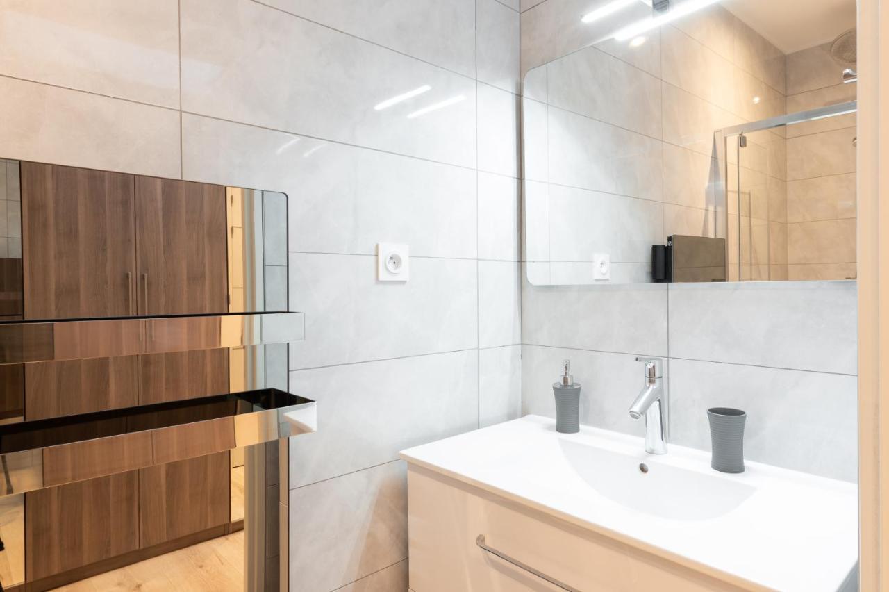 Appartement Le Notre Dame - Petit Cocon Dans Lyon 6Eme Extérieur photo